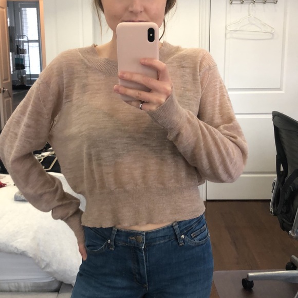 Aritzia Community light long sleeve - Picture 2 of 5